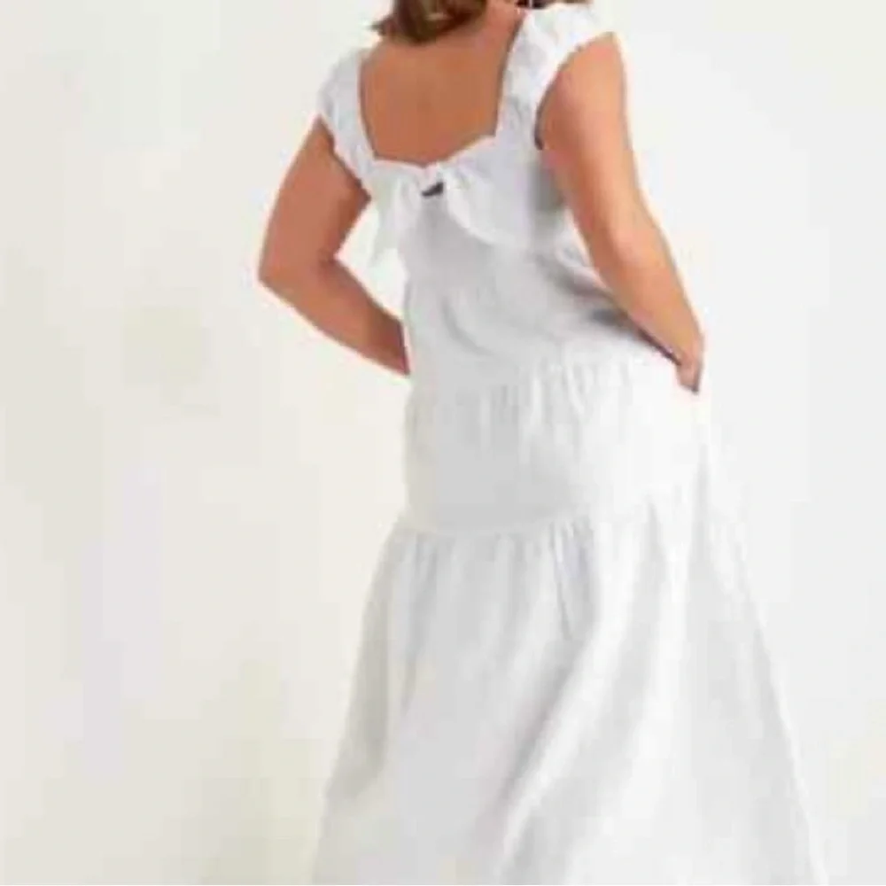 Old Navy | Tiered Seersucker All-Day
Dress in White Size L - Picture 2 of 7